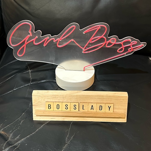 BOSS LADY, GIRL BOSS SIGNS - Picture 1 of 3